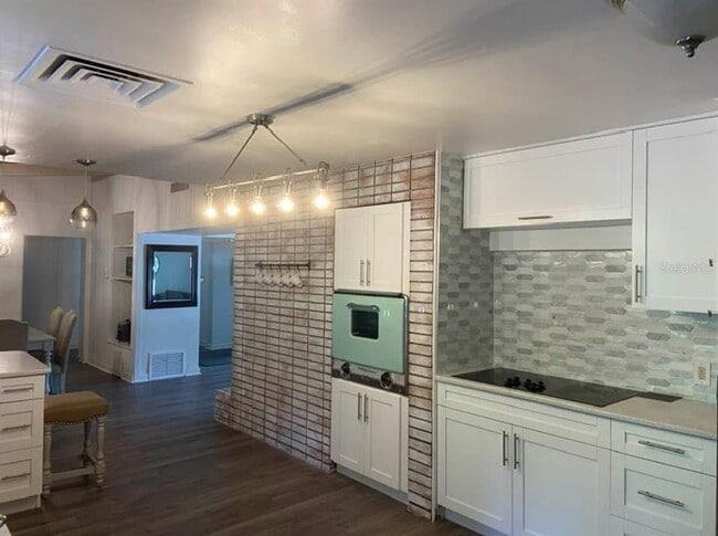 Photo - 813 NW 22nd St