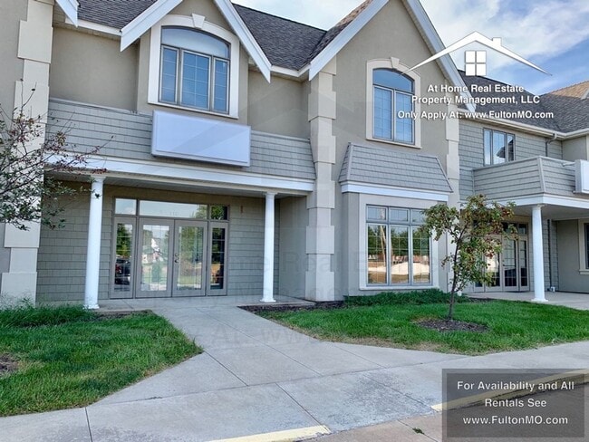 Photo - 2606 N Bluff St Unit Apartment 116-A