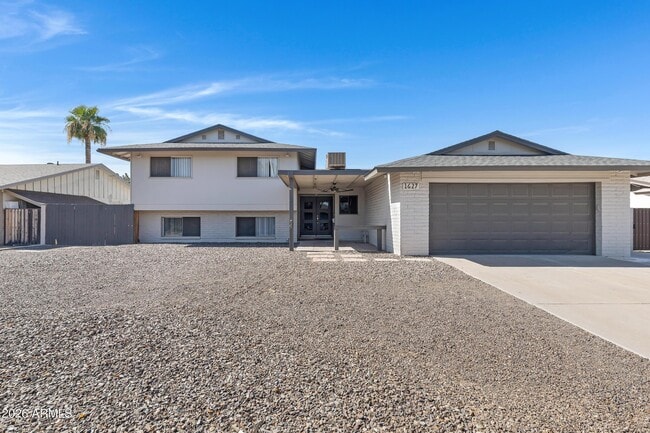 Building Photo - 1627 E Fremont Dr