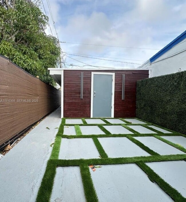 Photo - 2115 NW 185th St