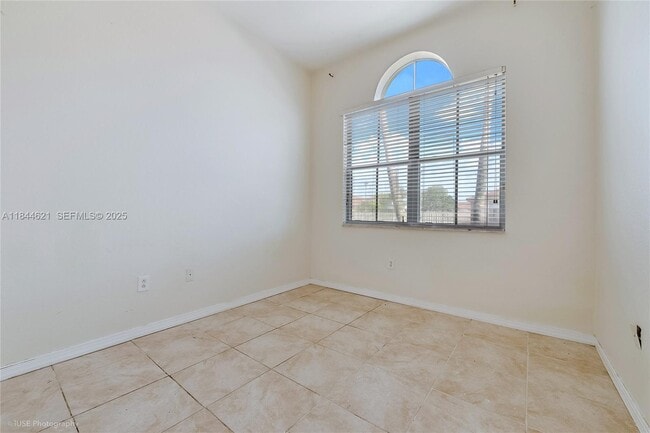 Photo - 11084 SW 237th Ln