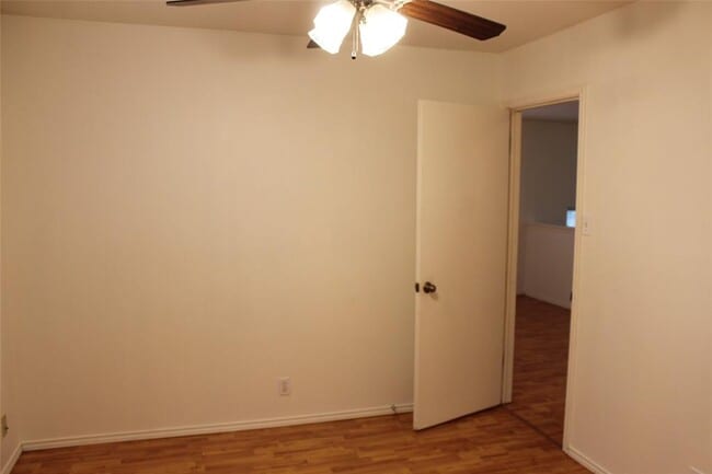 Photo - 810 Minturn Ln