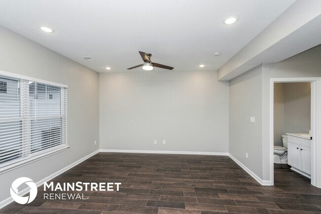 Photo - 2062 N Sarah Dr