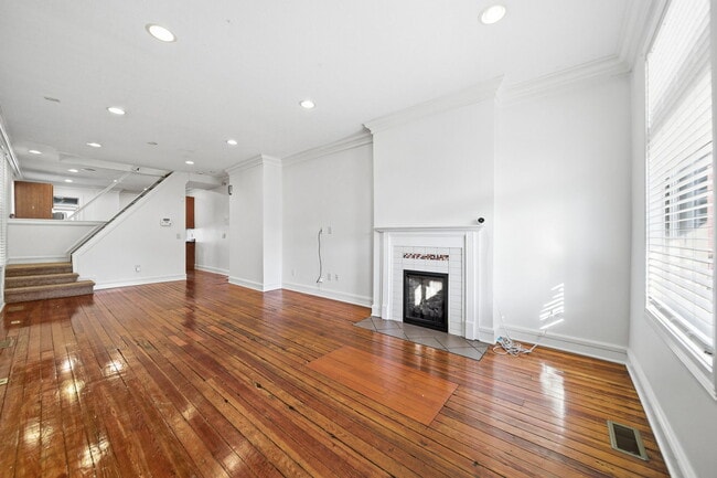 Photo - 1153 Jaeger St