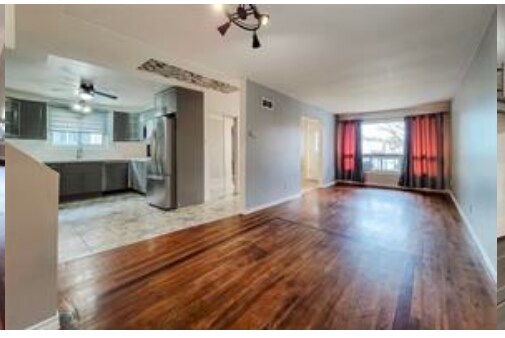 Photo - 10 Leggett Cres