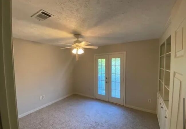 Photo - 2437B River Oaks Blvd Unit River Oaks Blvd