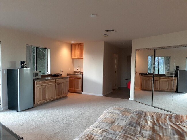 Kitchenette