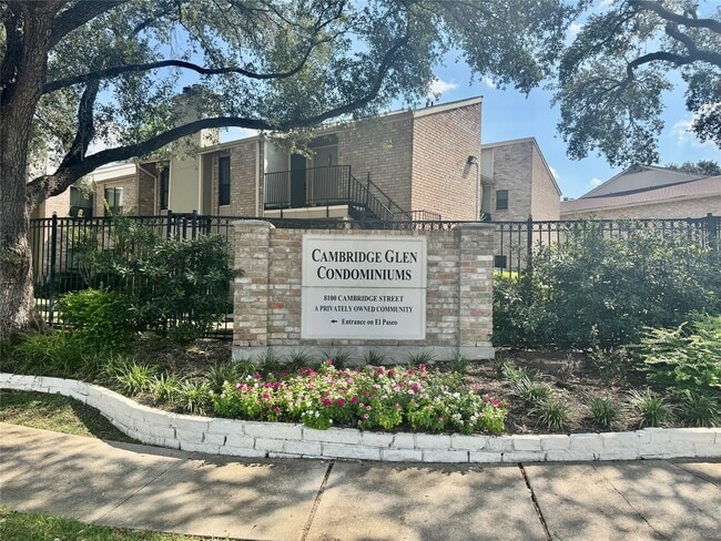 Building Photo - 8100 Cambridge St Unit 68