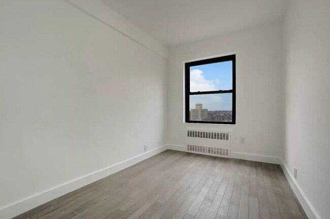 Photo - 99-05 63rd Dr