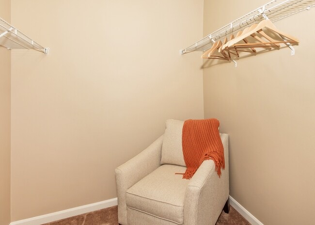 Stern 1x1 652 sq. ft.