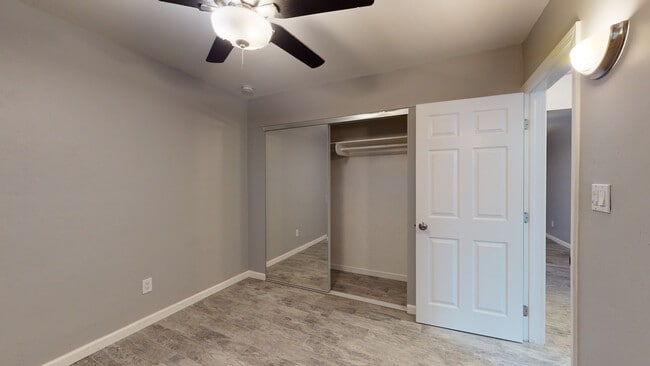 Photo - Sapphire Apartments