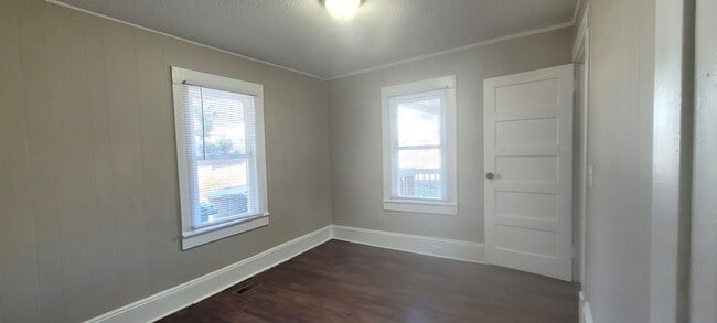 Photo - 2021 Pine Bluff St