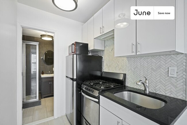 Photo - 534 E 14th St Unit 12