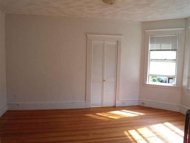 Photo - 79 College Ave Unit 2