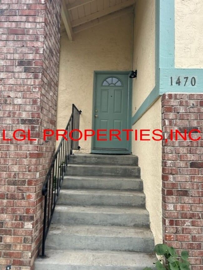 Photo - 1470 Pebblewood Dr