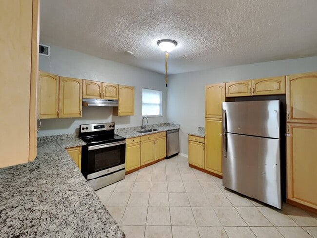 Photo - 10578 Rutgers Rd