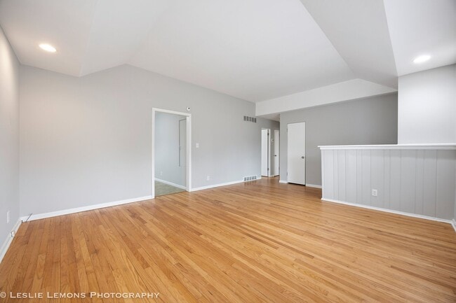 Photo - 820 Loomis St