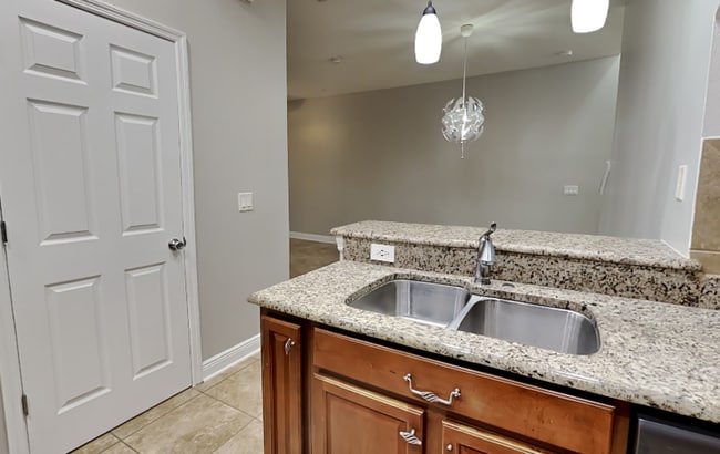 Photo - 9068 Shepton St