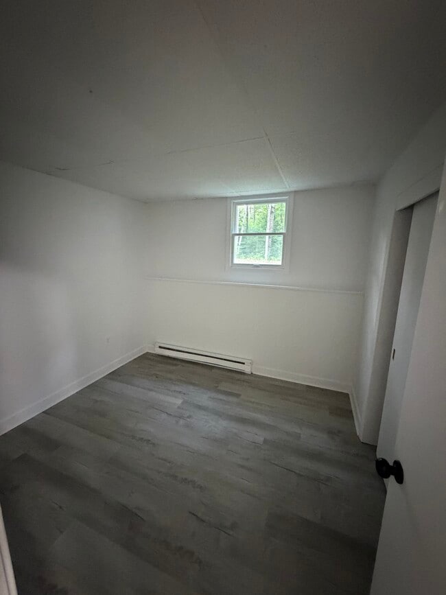 Photo - 1646 Branch Rd