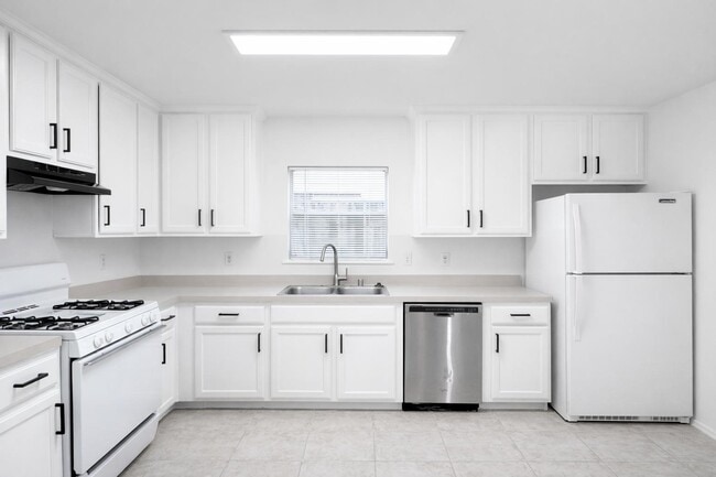 Photo - 16519 Cypress Pelican Dr