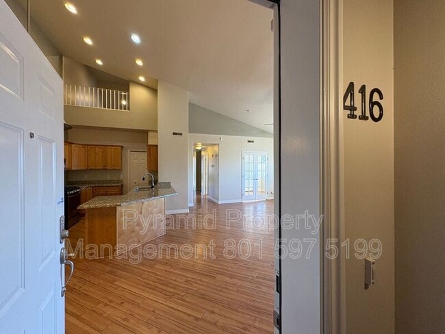 Photo - 4988 Timber Way