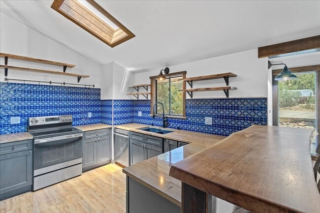 Photo - <b>Beautiful Three Bedroom Home on Half Acre in S. Reno<br><br>