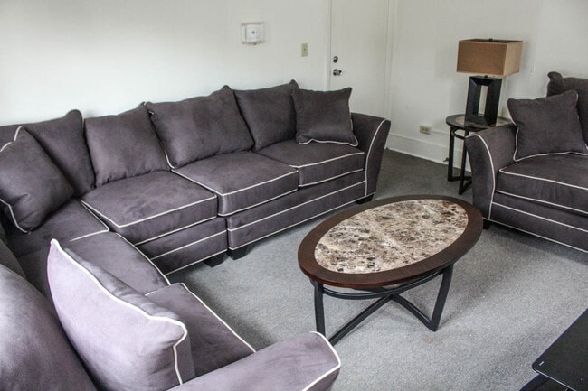 Photo - 205 Williams St Unit #2