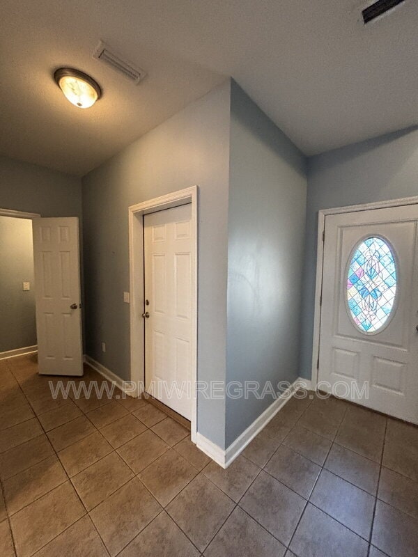 Photo - 108 Peregrine Way