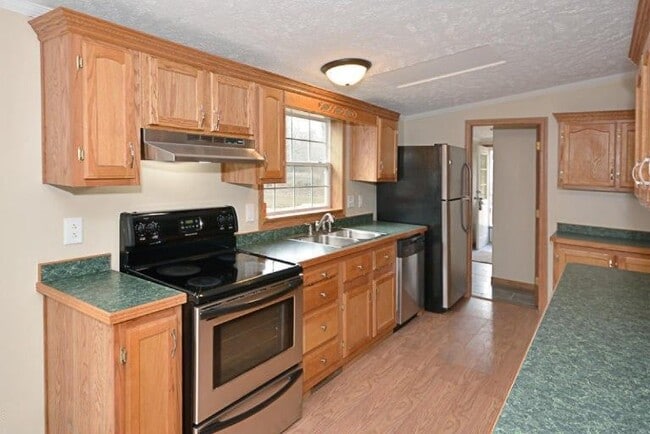 Photo - 45794 37 1/2 Street