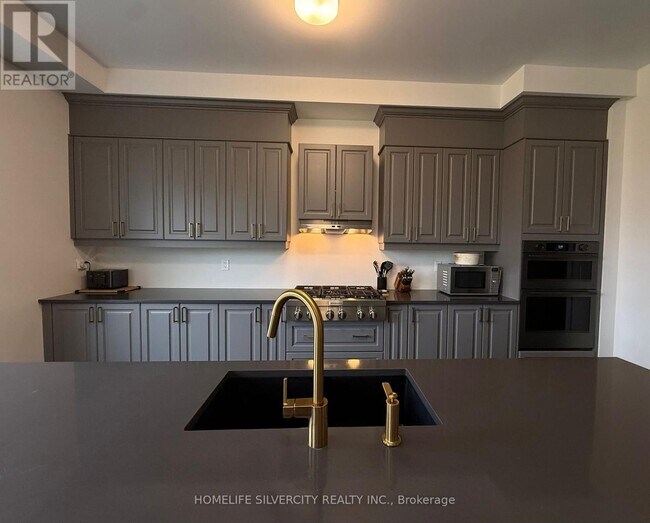 Photo - 23 Marigold Blvd.