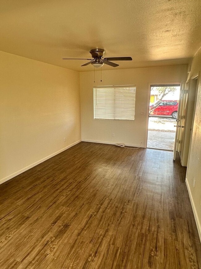 Photo - 349 E Calle Arizona Unidad 1