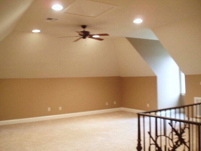 Photo - 102 Croft Row