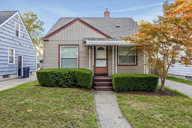 Building Photo - 229 De Villen Avenue