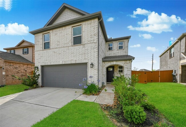 2916 Shimmer Edge Dr