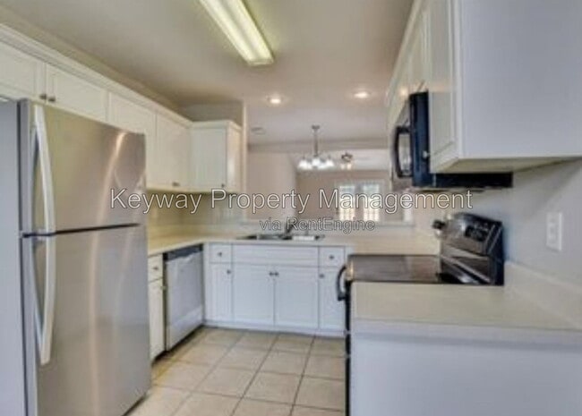 Photo - 1133 Bison Way