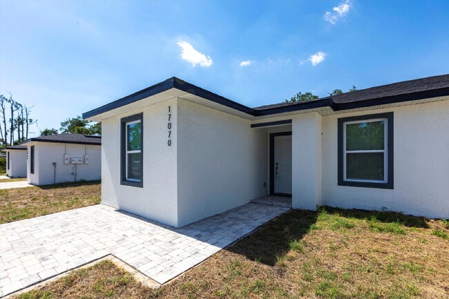 BRAND NEW Construction, 3 bed / 2 bath Ren... - BRAND NEW Construction, 3 bed / 2 bath Ren... Apartment