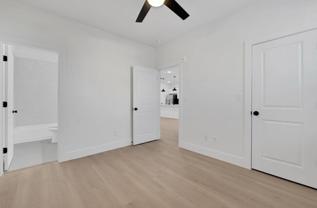 Photo - 2619 Delafield St Unit 102