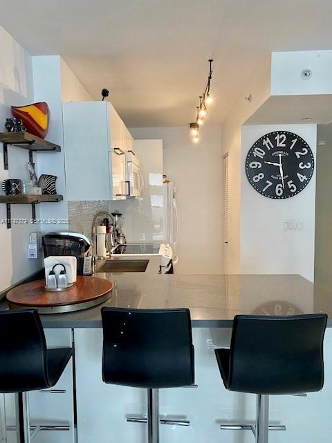 Building Photo - 100 Lincoln Rd Unit 727