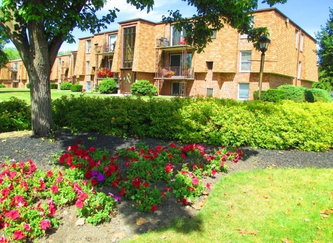 Park Lane Circle Apartments