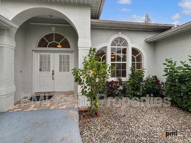 Photo - 2820 SE Melaleuca Blvd