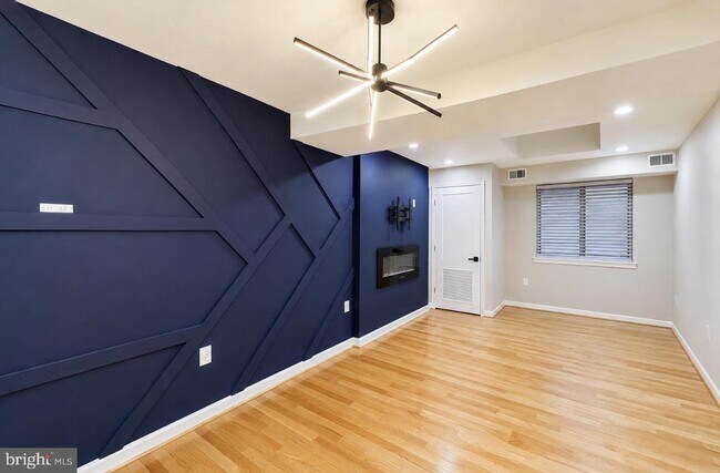 Photo - 3066 Pineview Ct NE