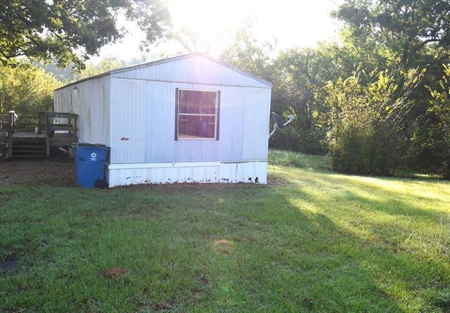 Building Photo - 6000 Spring Creek Rd