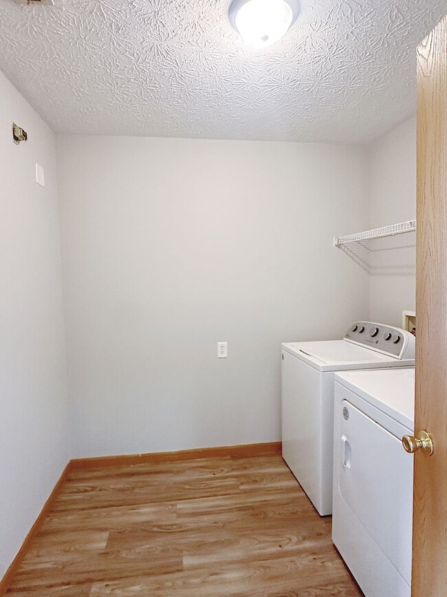 Photo - 2332 Hopkins Dr