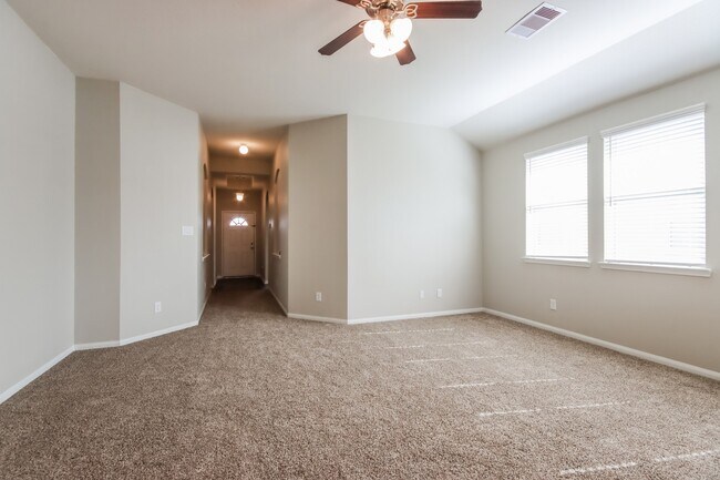 Photo - 26 Rd 5102F