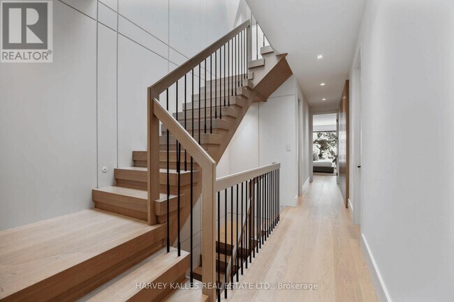 Photo - 43 Summerhill Ave