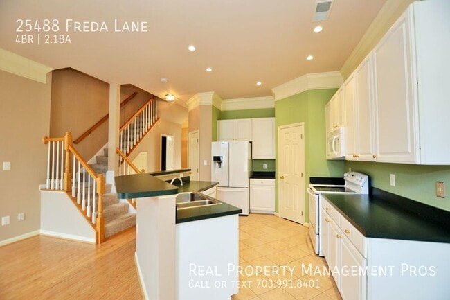 Photo - 25488 Freda Ln