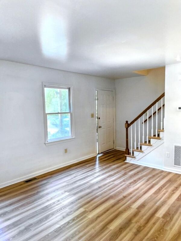 Photo - 532 D Neck-O-Land Rd