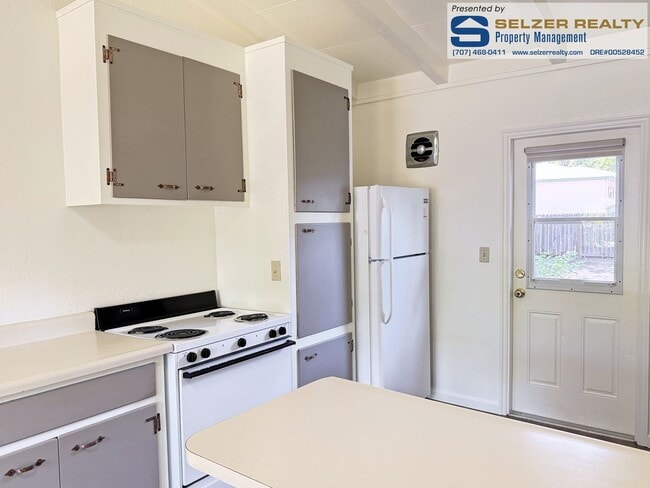 Photo - 204 S Hortense St Unit 204 #C