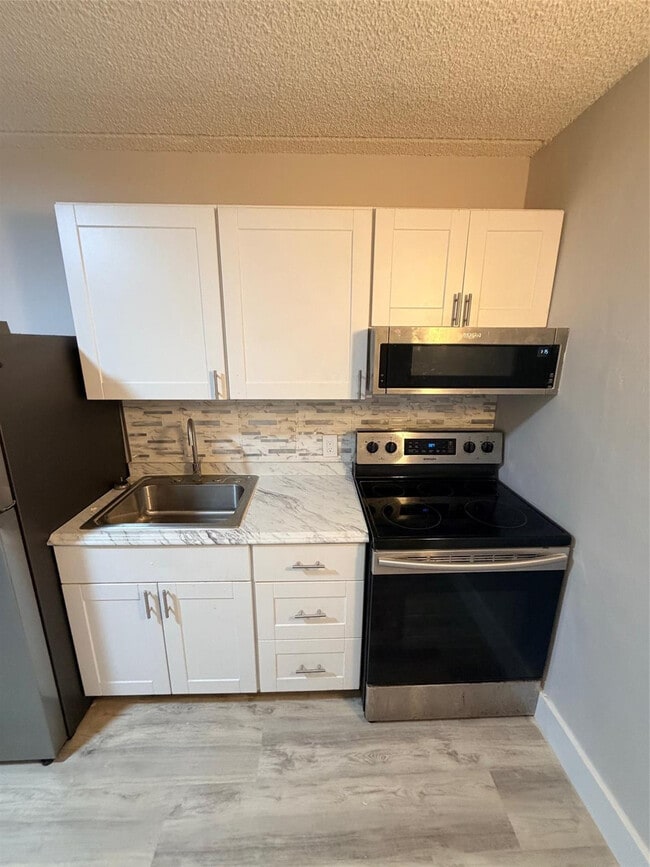 Photo - 3211 SW 44th St Unidad 209