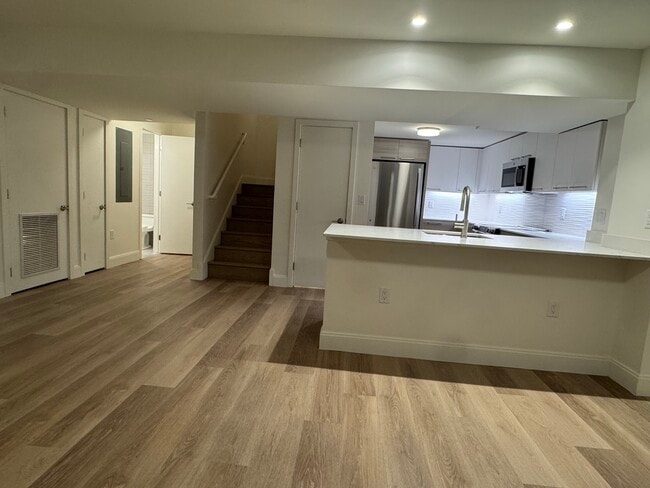 Photo - 1065 Commonwealth Ave Unidad 4-47